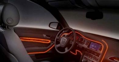 Automobilio salono apšvietimas su LED juostelėmis