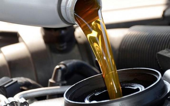 Nissan Autoöl - welches Öl in den Motor einfüllen?